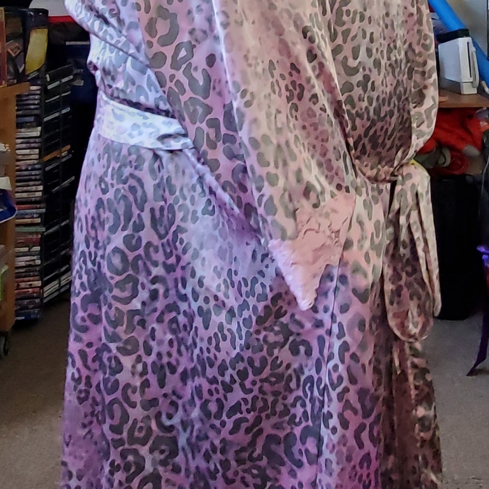 Plus size N/W/T (I Keep Tags) satin/poly robe